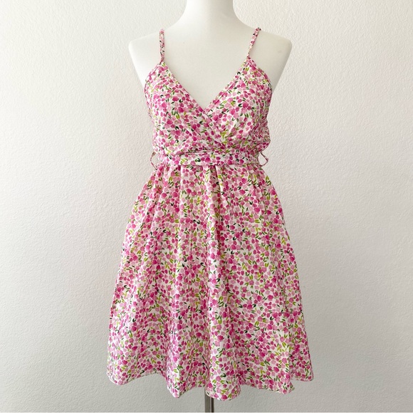 Dresses & Skirts - Floral Belted Mini Dress